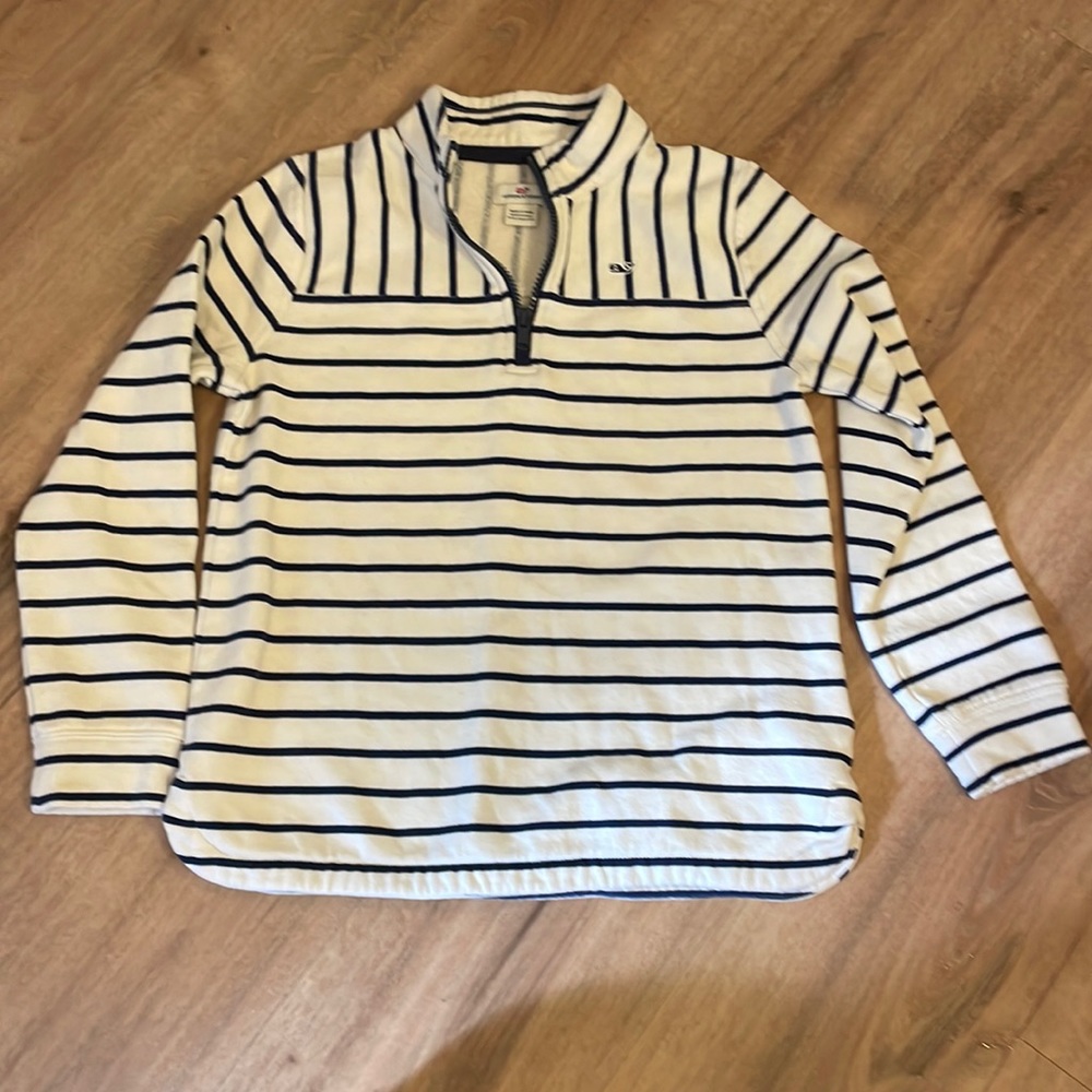 Girls Vineyard Vines medium blue striped sweatshirt